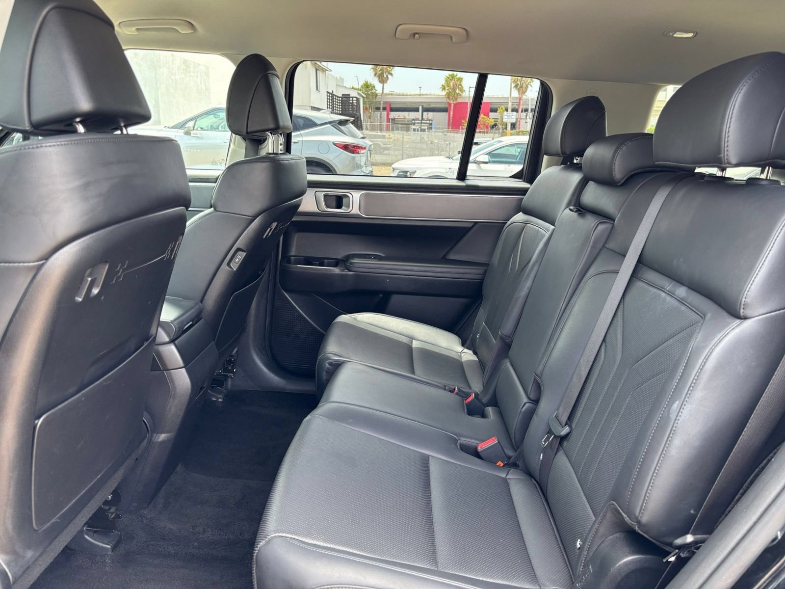 Used 2025 Hyundai Santa Fe SEL AWD/4WD image 27