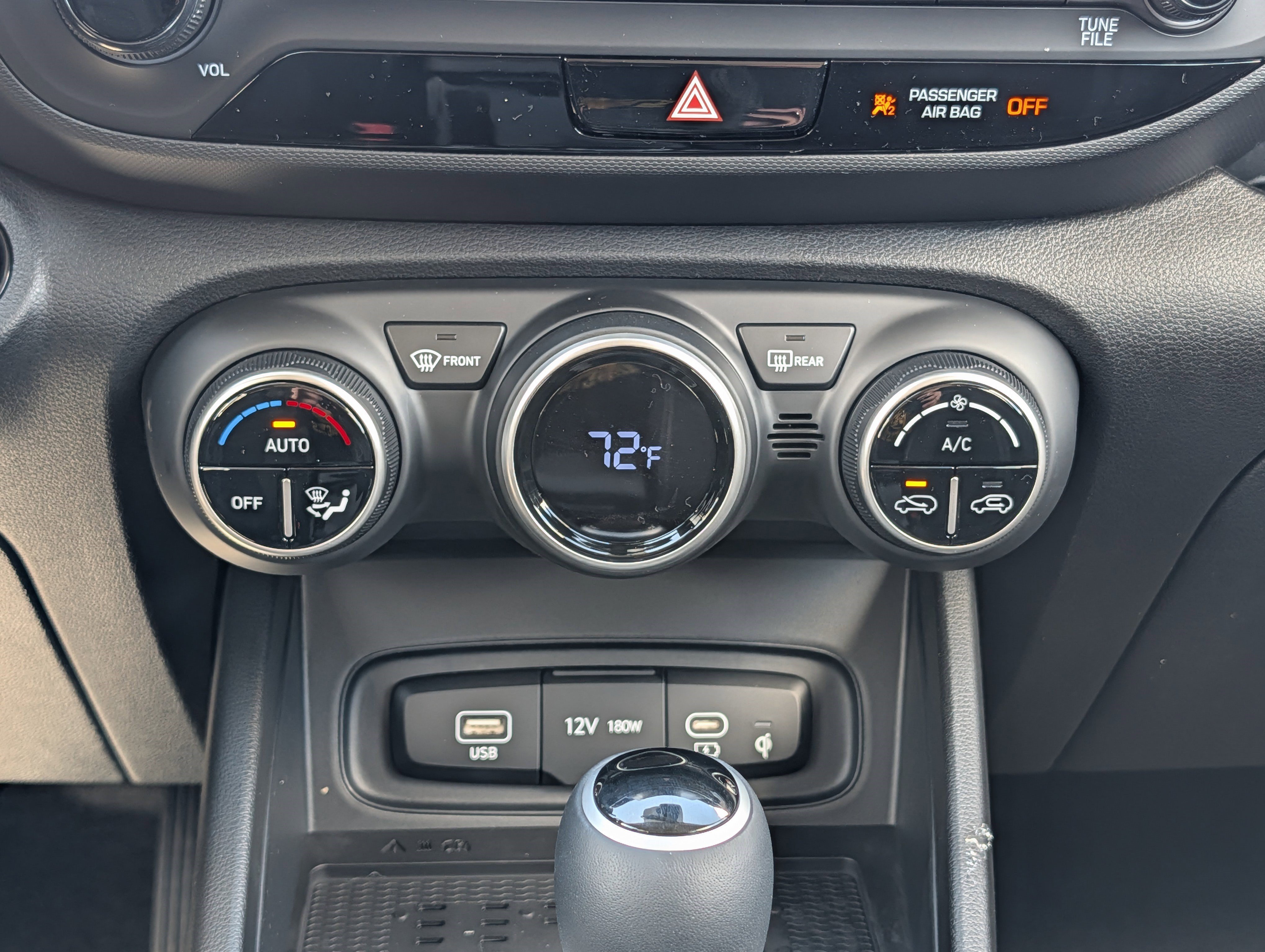 New 2026 Hyundai Venue SEL FWD image 11