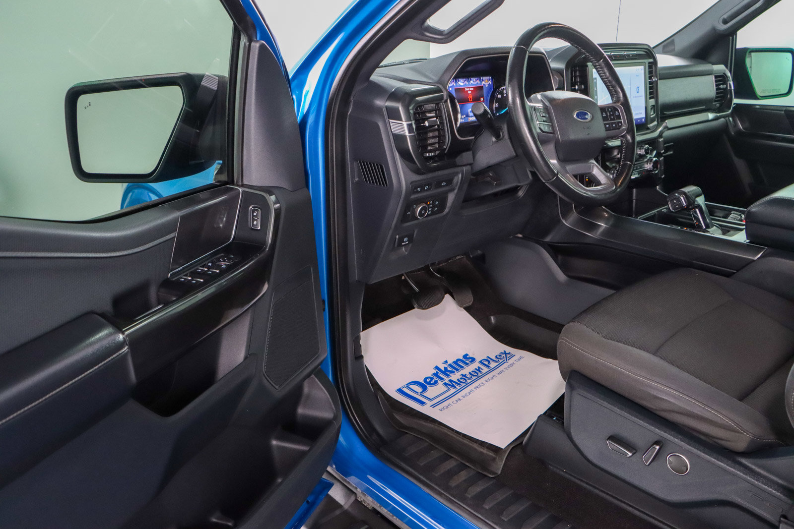 Used 2021 Ford F150 XLT w/ Equipment Group 302A High image 3