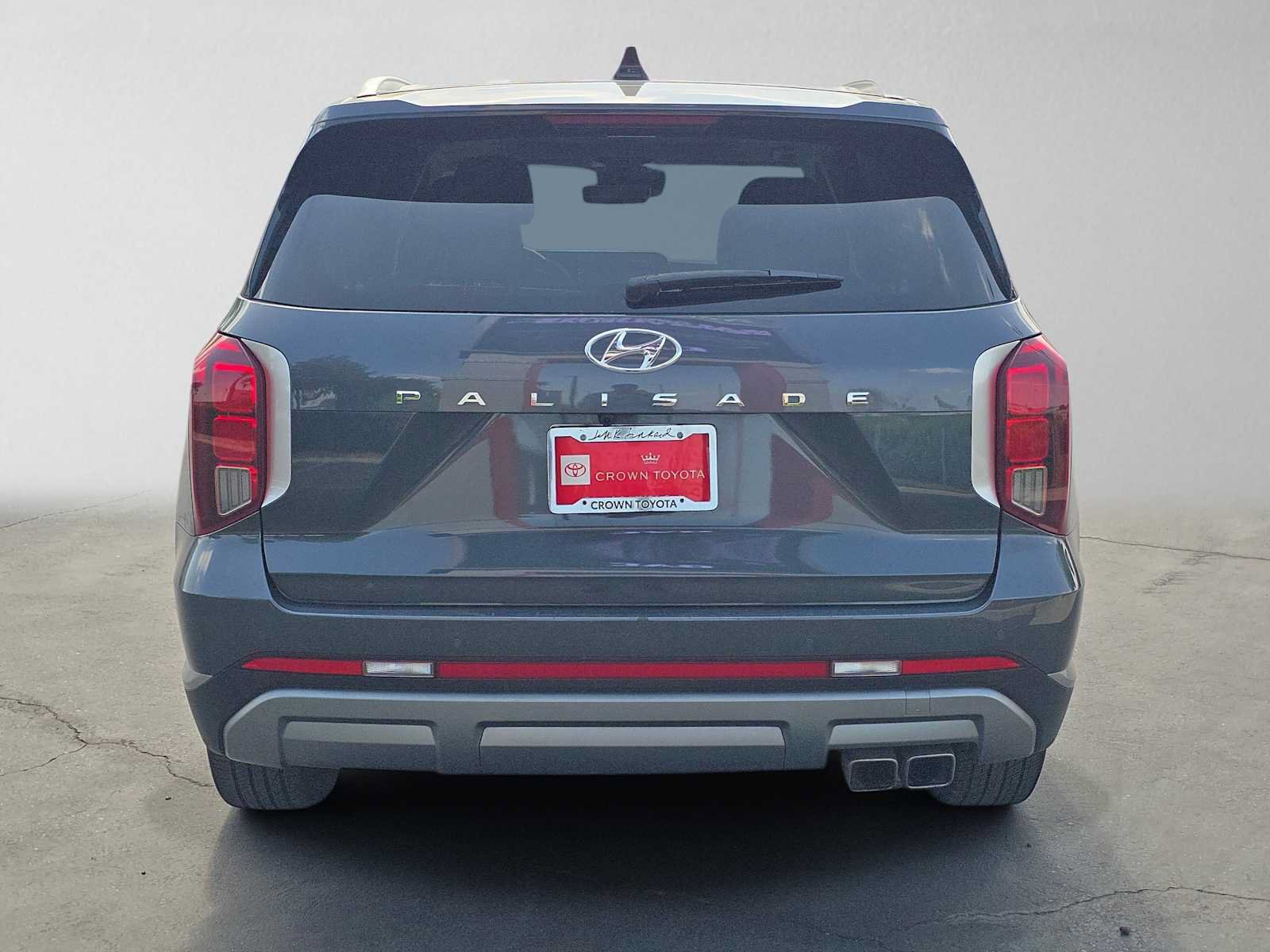 Used 2025 Hyundai Palisade SEL FWD image 4