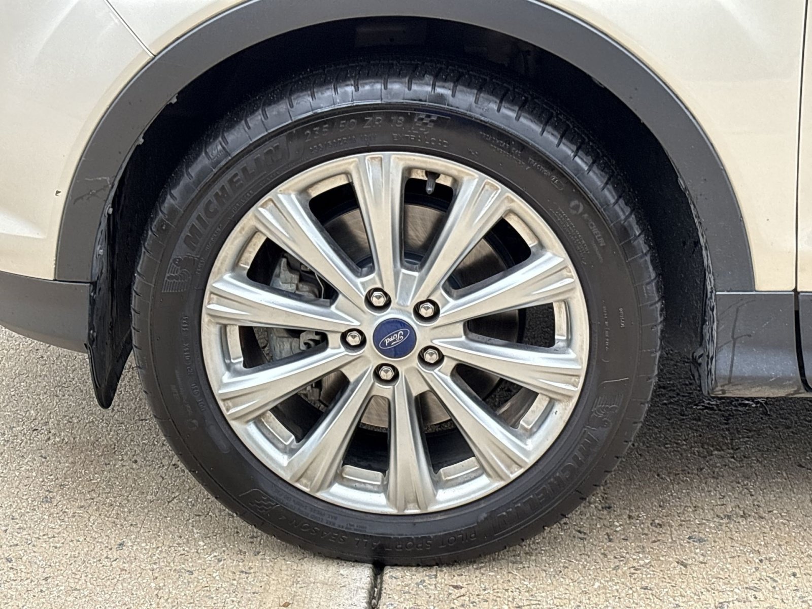 Used 2017 Ford Escape Titanium AWD/4WD image 7