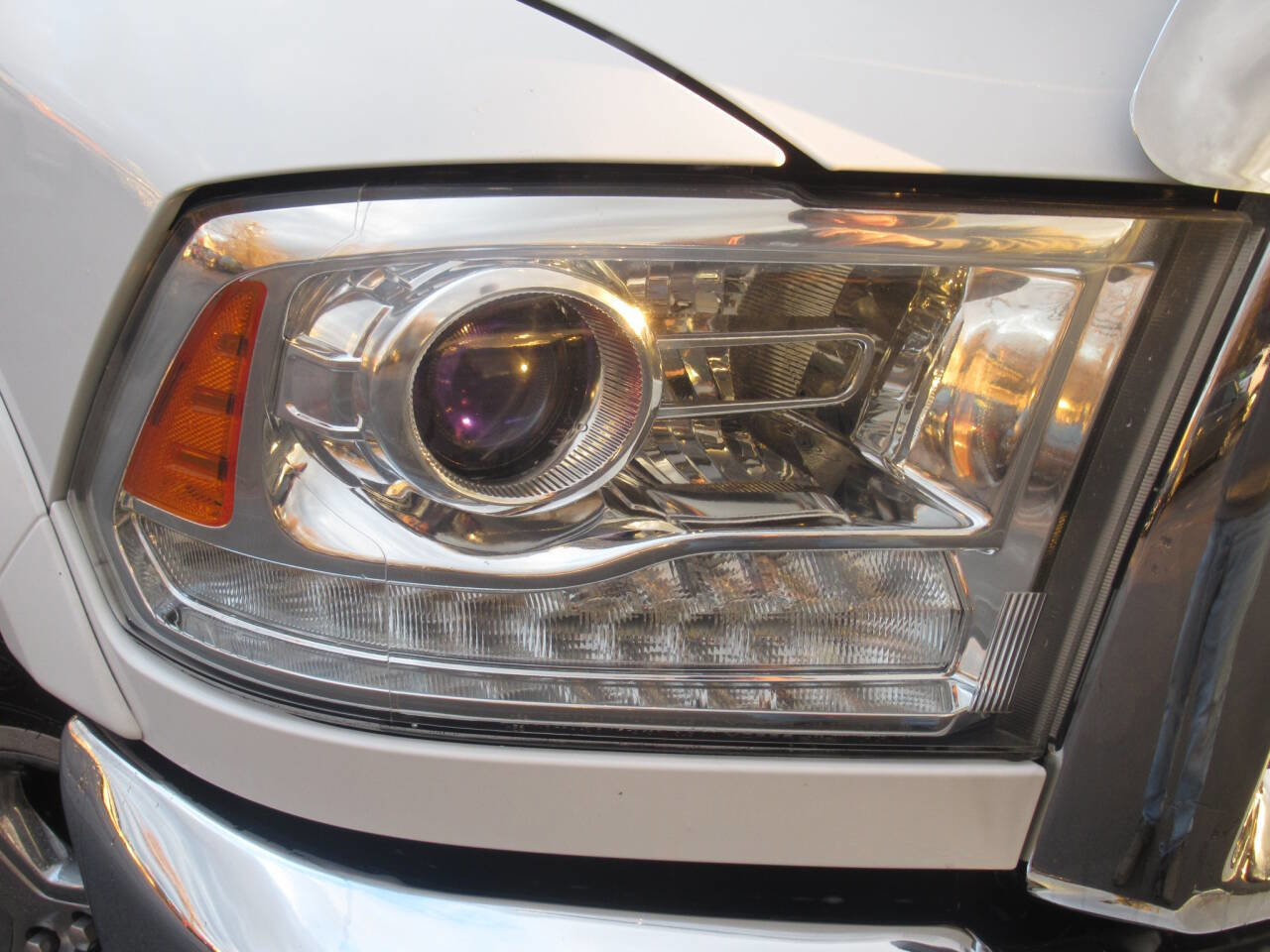 Used 2016 RAM 3500 Laramie image 4