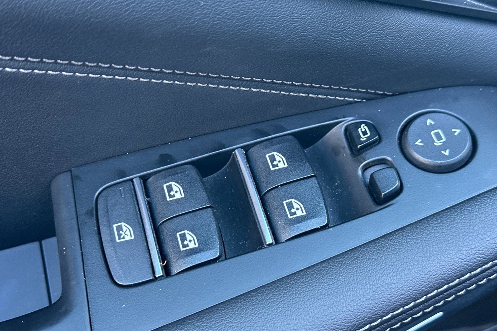 Certified 2023 BMW X5 xDrive40i w/ Premium Package image 13