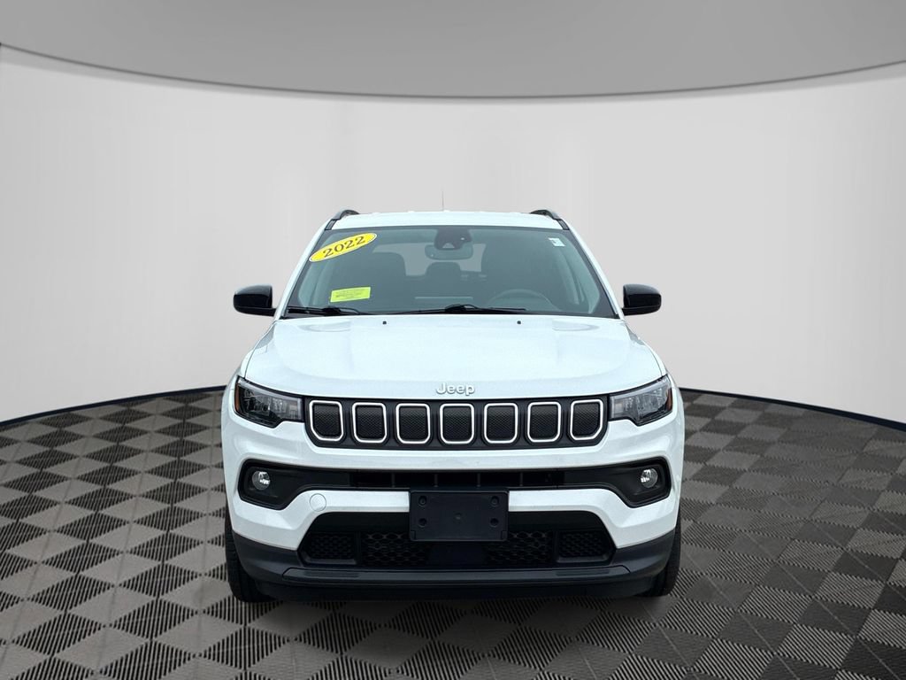 Certified 2022 Jeep Compass Latitude w/ Convenience Group AWD/4WD image 2