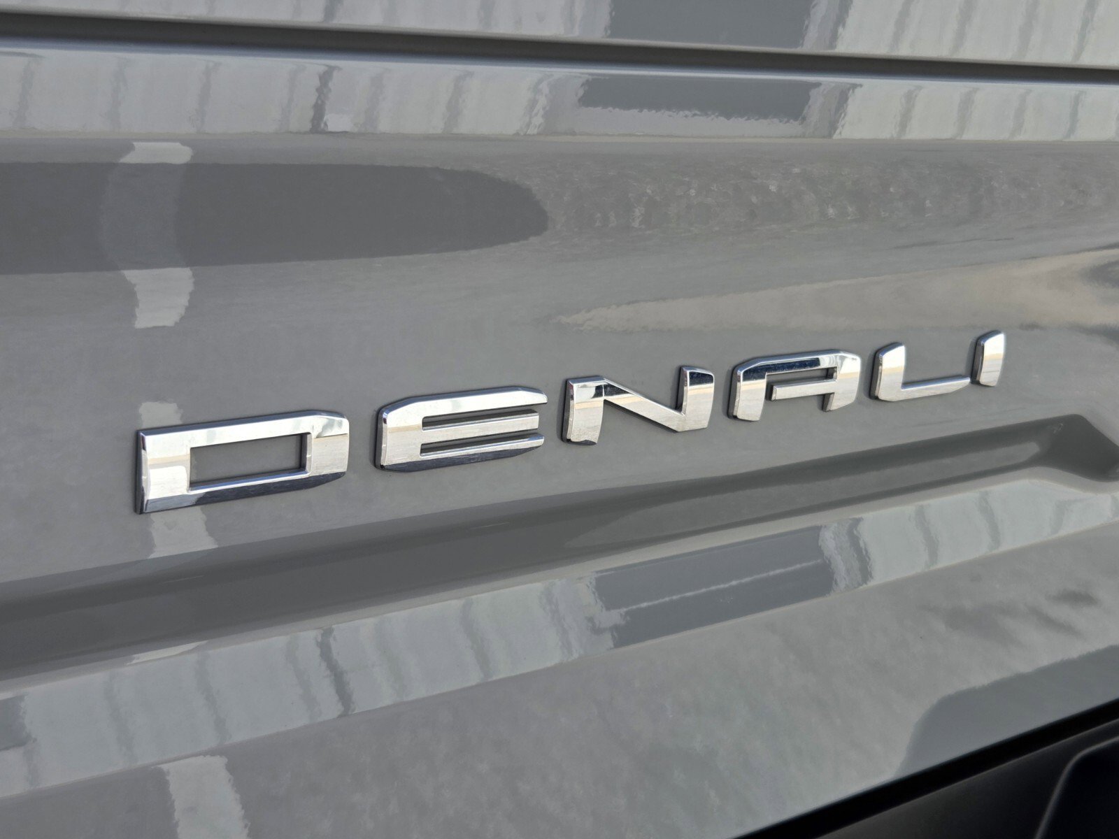 Used 2025 GMC Sierra 1500 Denali RWD image 14