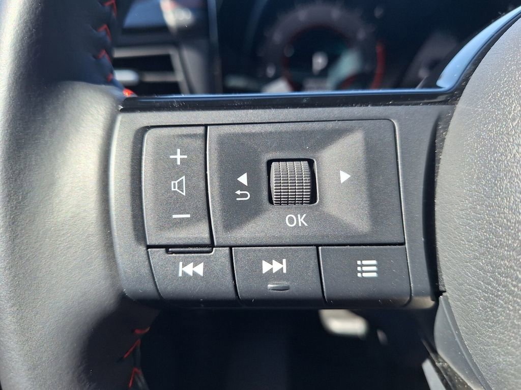 Certified 2025 Nissan Kicks SR w/ Interior Electronics Package image 13