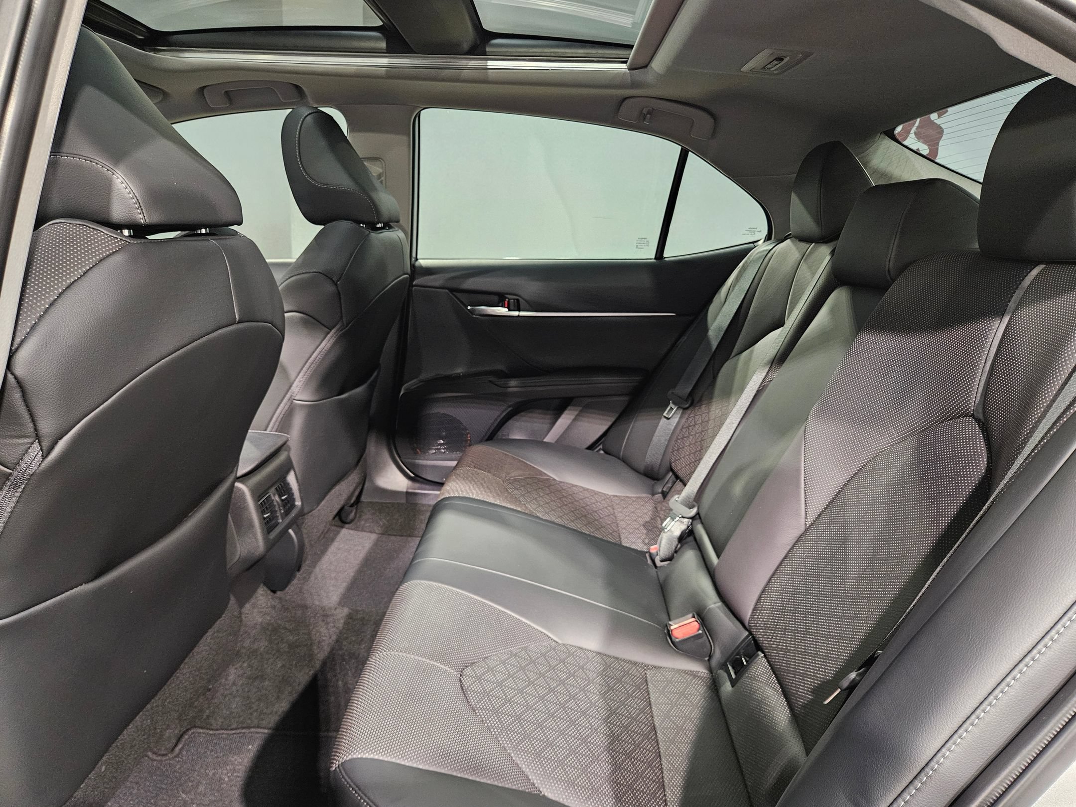 Used 2023 Toyota Camry XSE w/ Navigation Package FWD image 38