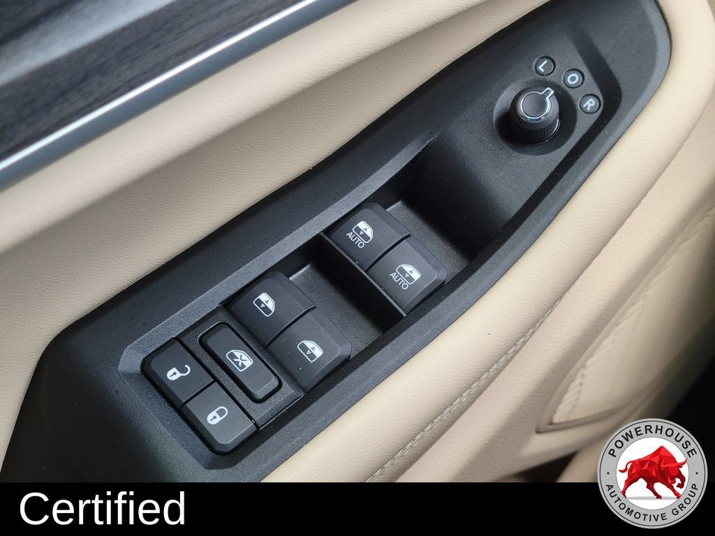 Used 2024 Jeep Grand Cherokee Limited RWD image 29