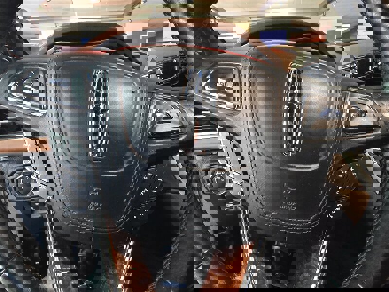 Used 2017 Lincoln MKZ Black Label w/ Technology Package image 24