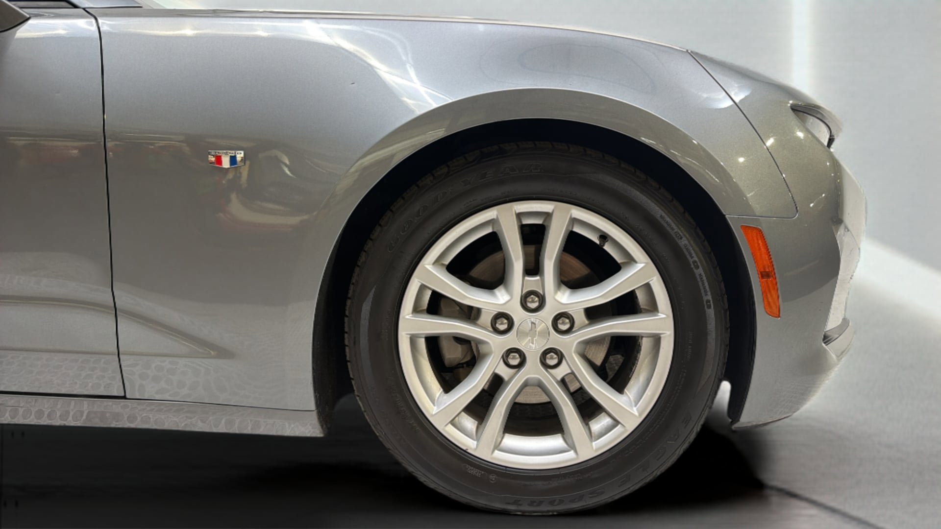 Used 2019 Chevrolet Camaro LS RWD image 33