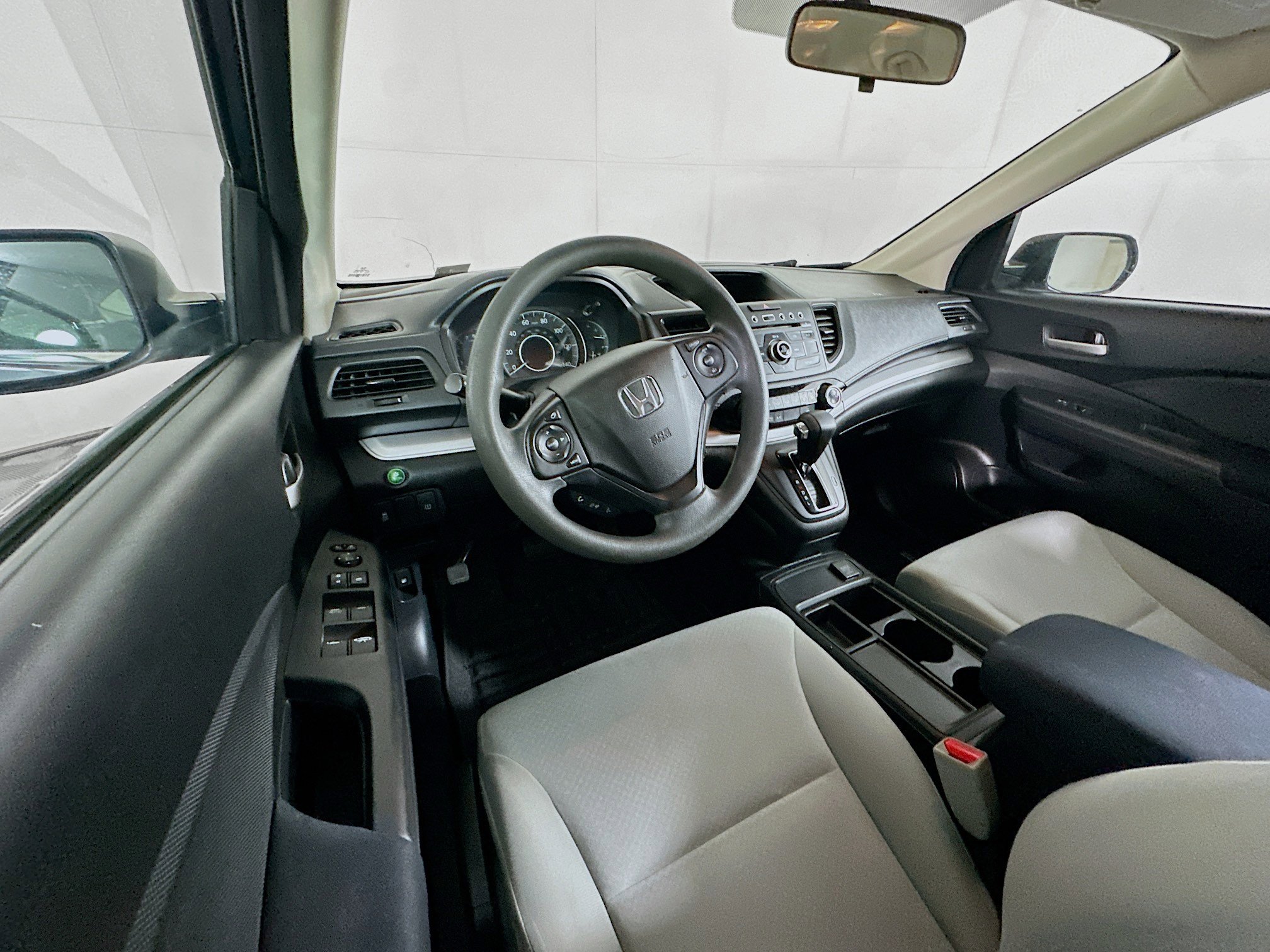 Used 2015 Honda CR-V LX image 18