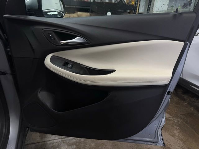 Used 2023 Buick Encore GX Essence w/ Experience Buick Package image 14