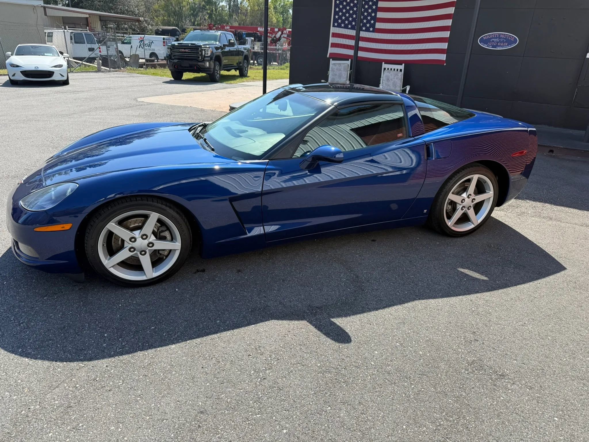 Used 2007 Chevrolet Corvette Coupe w/ Performance Package image 5