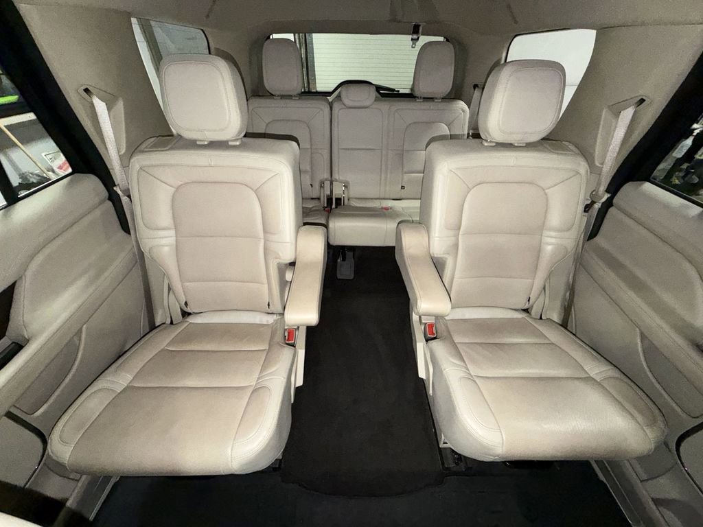 Certified 2021 Lincoln Navigator Reserve image 26