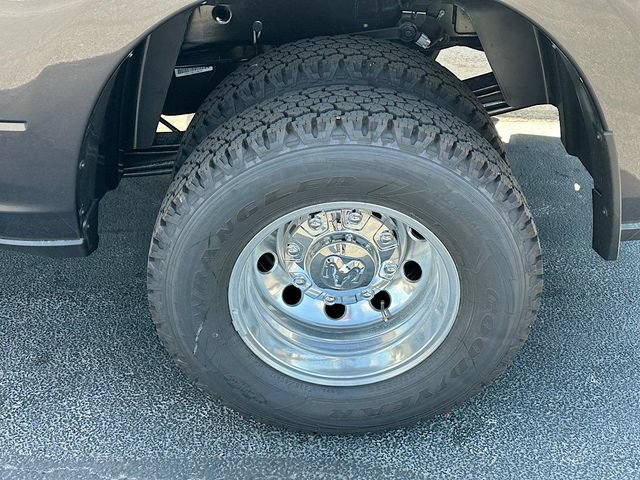New 2026 RAM 3500 Laramie w/ Max Tow Package AWD/4WD image 32