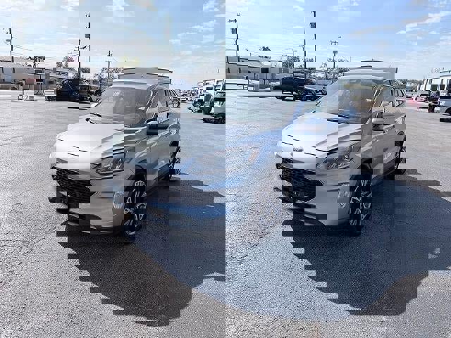 Used 2022 Ford Escape SEL image 5