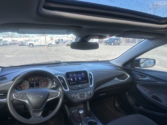 Used 2020 Chevrolet Malibu LT image 11