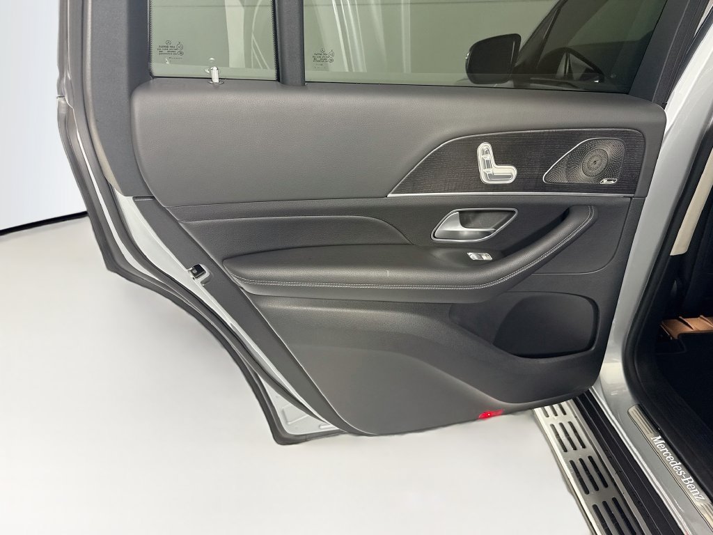Certified 2023 Mercedes-Benz GLS 450 4MATIC image 27