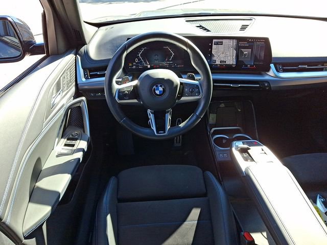 Used 2023 BMW X1 xDrive28i w/ M Sport Package image 17