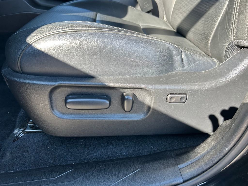 Used 2021 Toyota Tacoma TRD Sport w/ TRD Premium Sport Package image 22