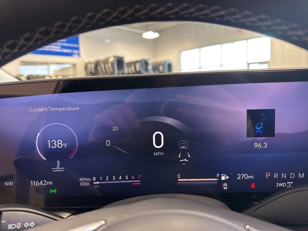 Used 2025 Buick Envision Preferred image 12