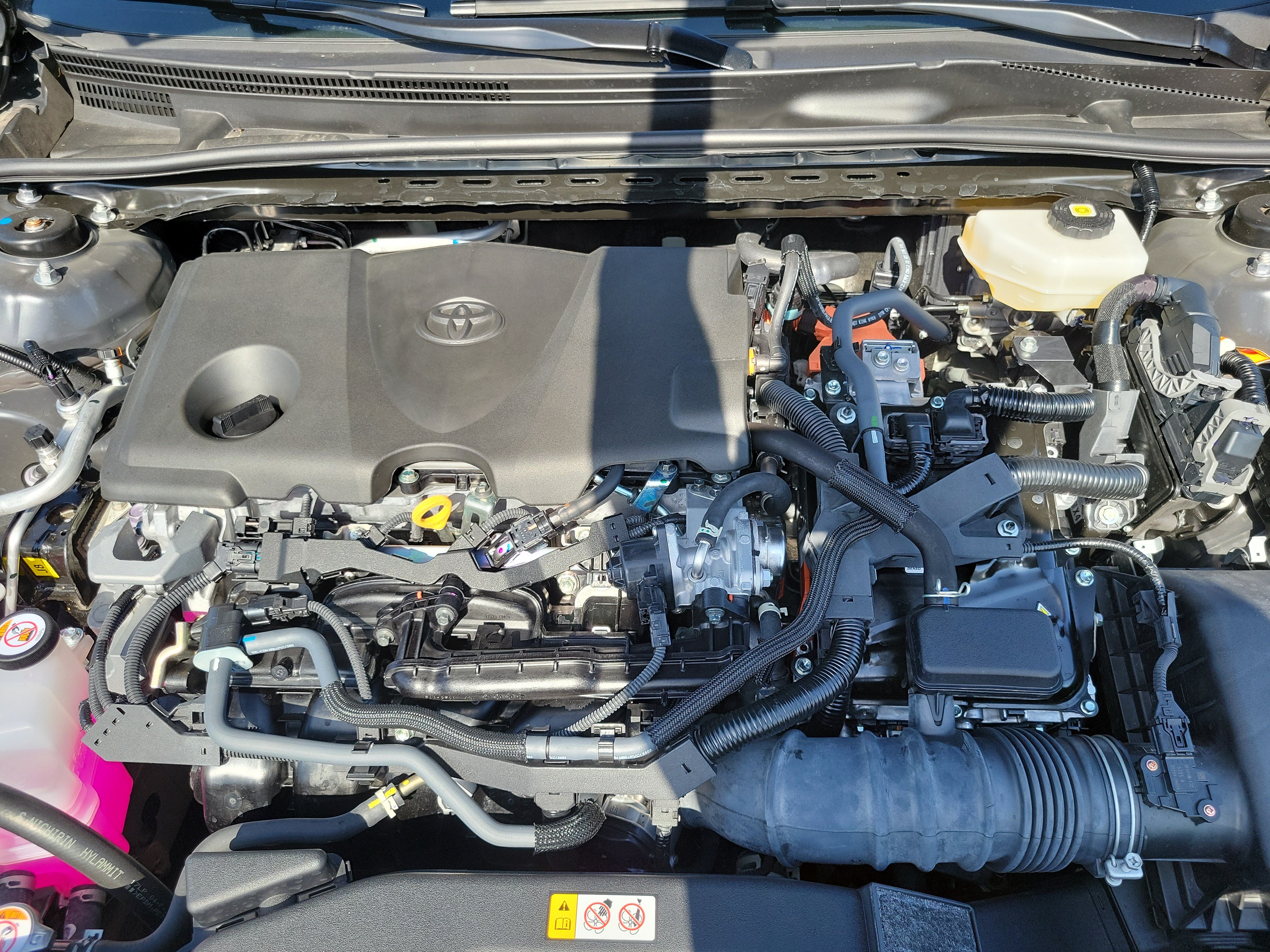 Used 2026 Toyota Camry SE FWD image 25