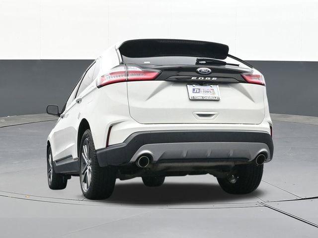 Used 2021 Ford Edge Titanium image 46
