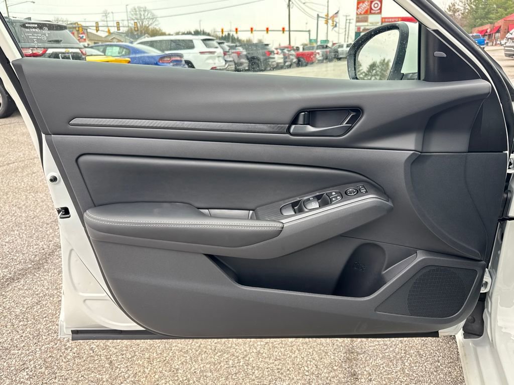 New 2026 Nissan Altima 2.5 SV w/ SV Special Edition Package image 11