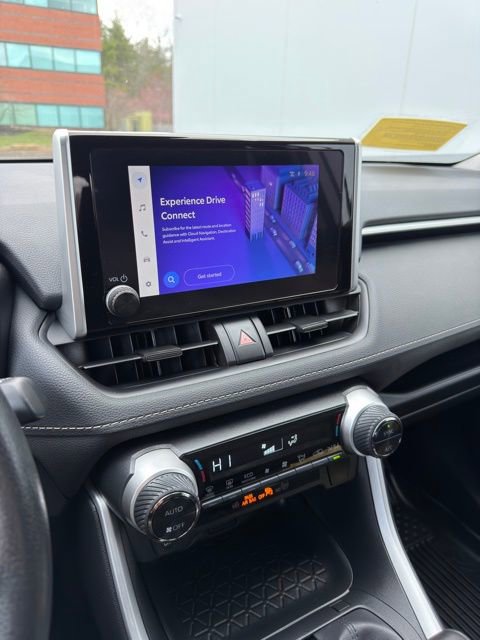 Used 2024 Toyota RAV4 XLE image 12