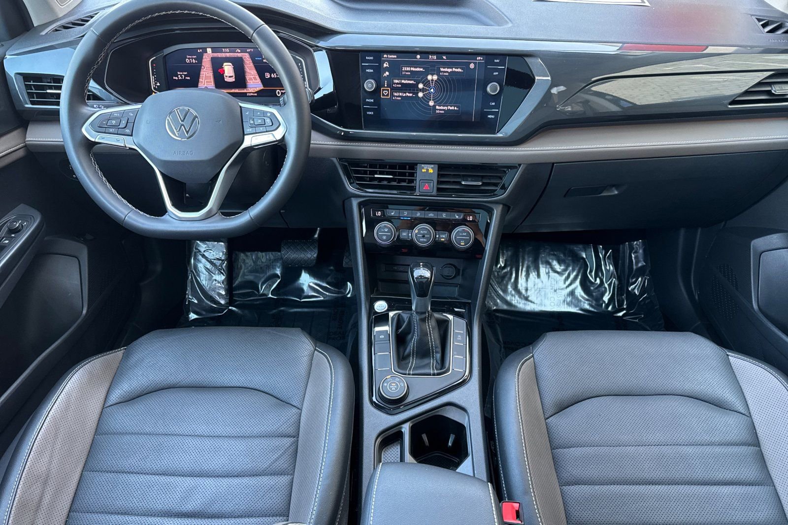 Used 2022 Volkswagen Taos SEL image 14