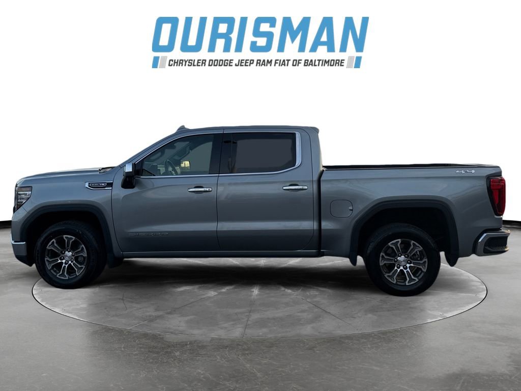 Used 2025 GMC Sierra 1500 SLT AWD/4WD image 3