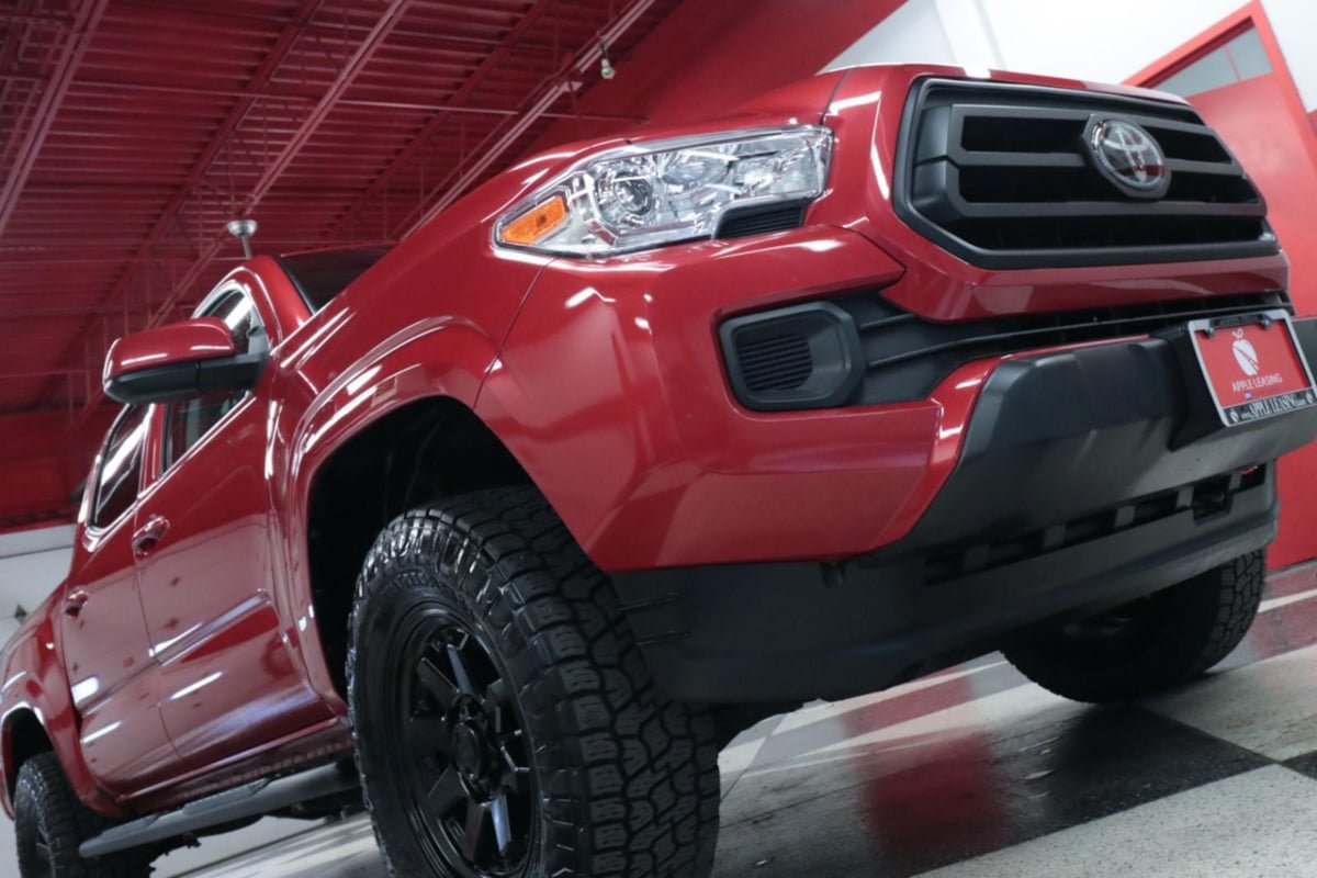 Used 2023 Toyota Tacoma SR AWD/4WD image 35