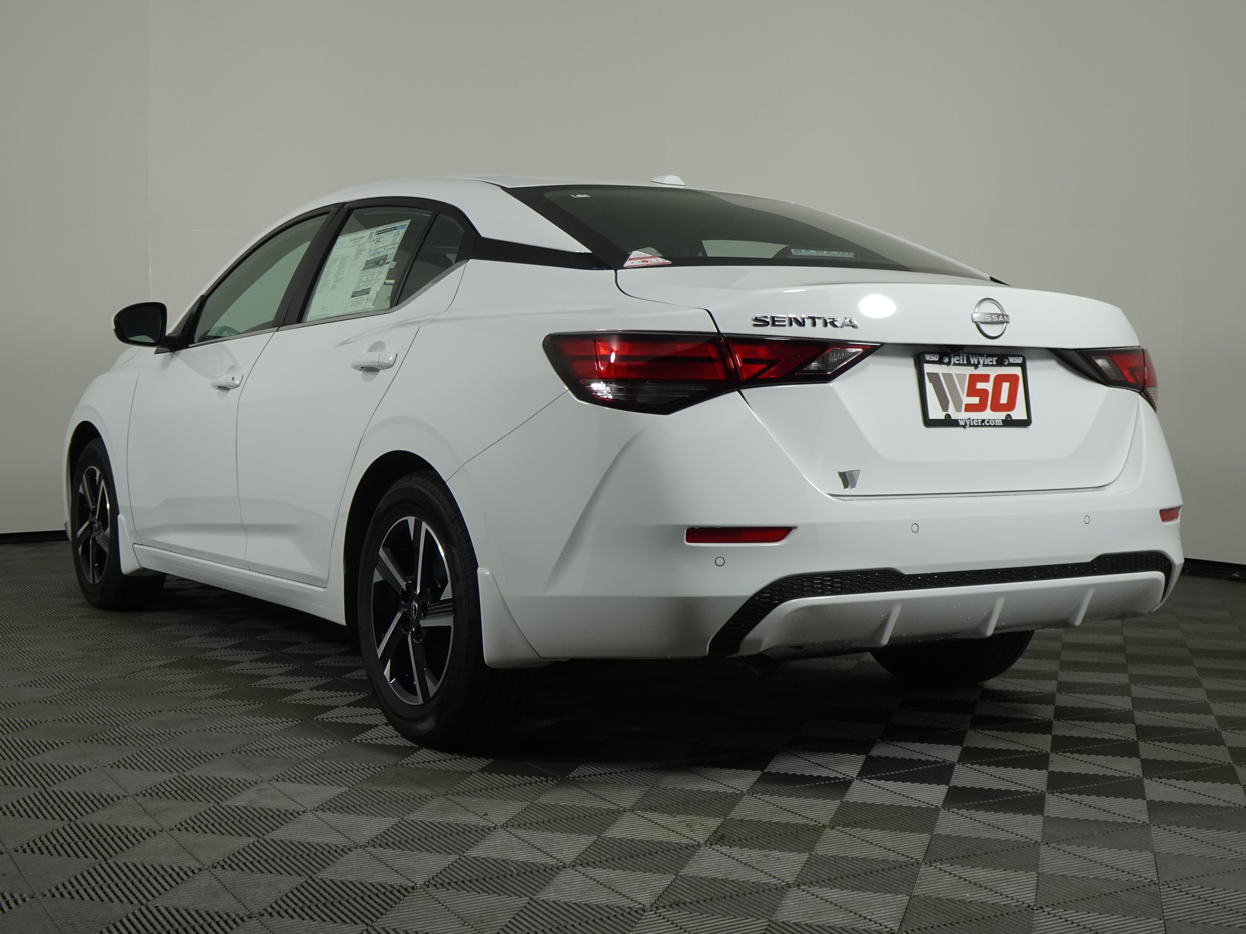 New 2025 Nissan Sentra SV w/ All-Weather Package image 10