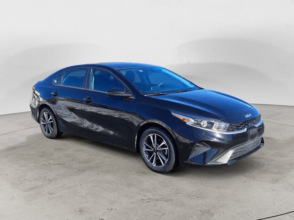 Used 2024 Kia Forte LXS image 1