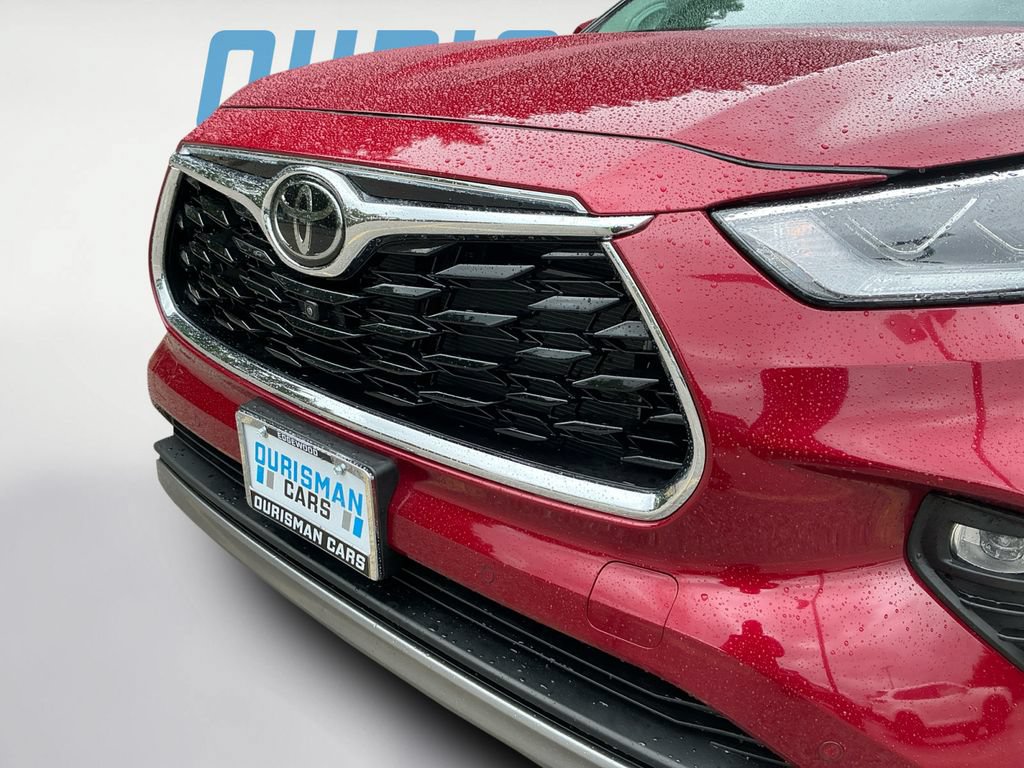 Certified 2024 Toyota Highlander Platinum FWD image 23