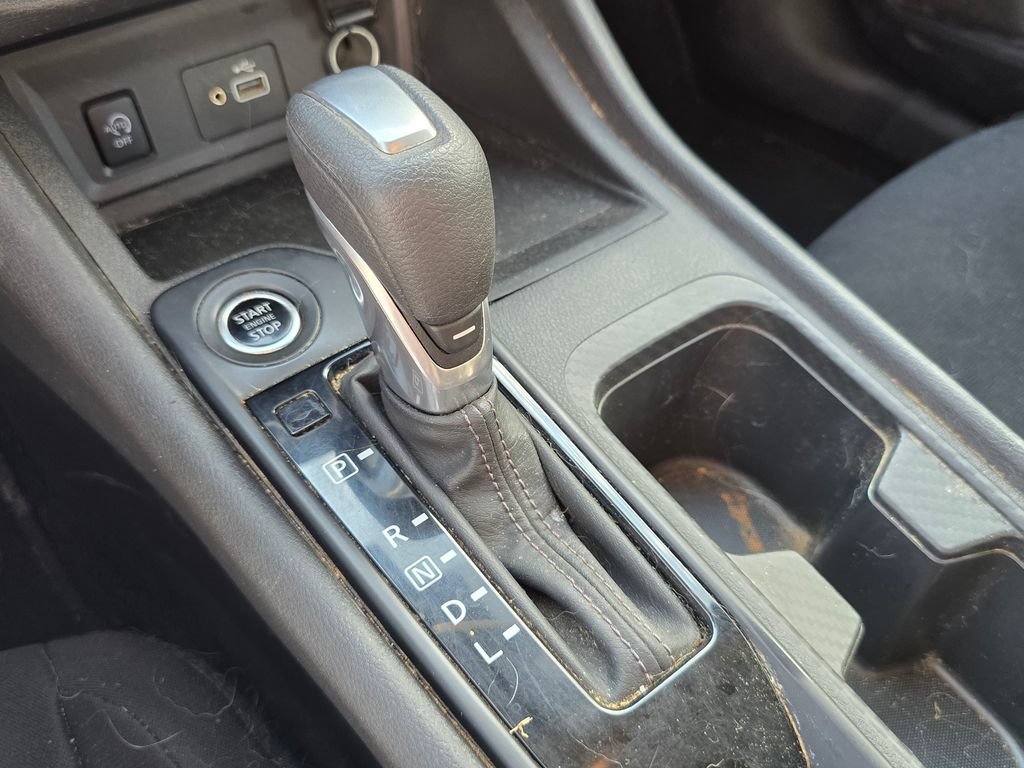 Used 2025 Nissan Sentra S FWD image 20