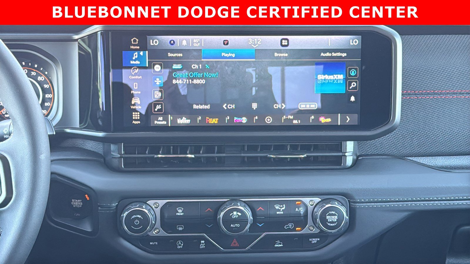 Used 2025 Jeep Gladiator Rubicon image 17