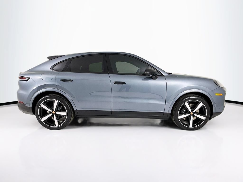 New 2026 Porsche Cayenne Coupe AWD/4WD image 8