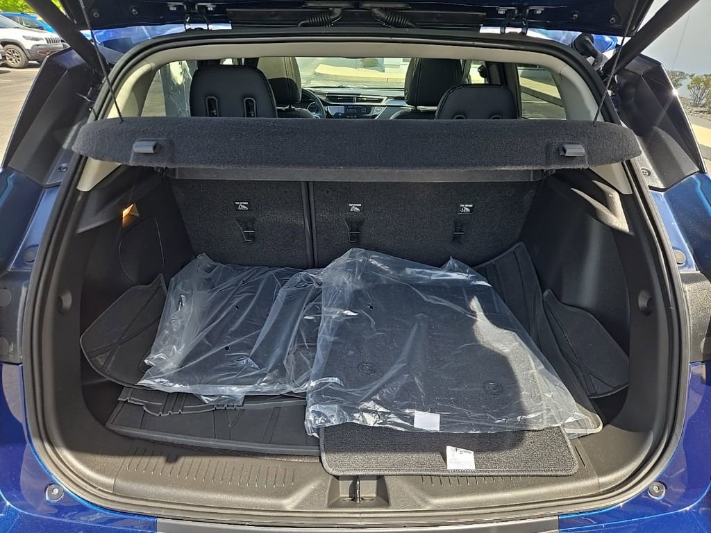 Used 2023 Buick Encore GX Essence w/ Experience Buick Package FWD image 12