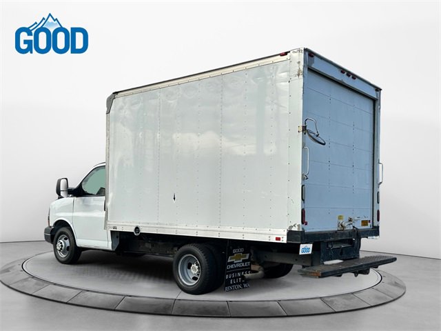 Used 2014 Chevrolet Express 3500 w/ Chrome Appearance Package image 3