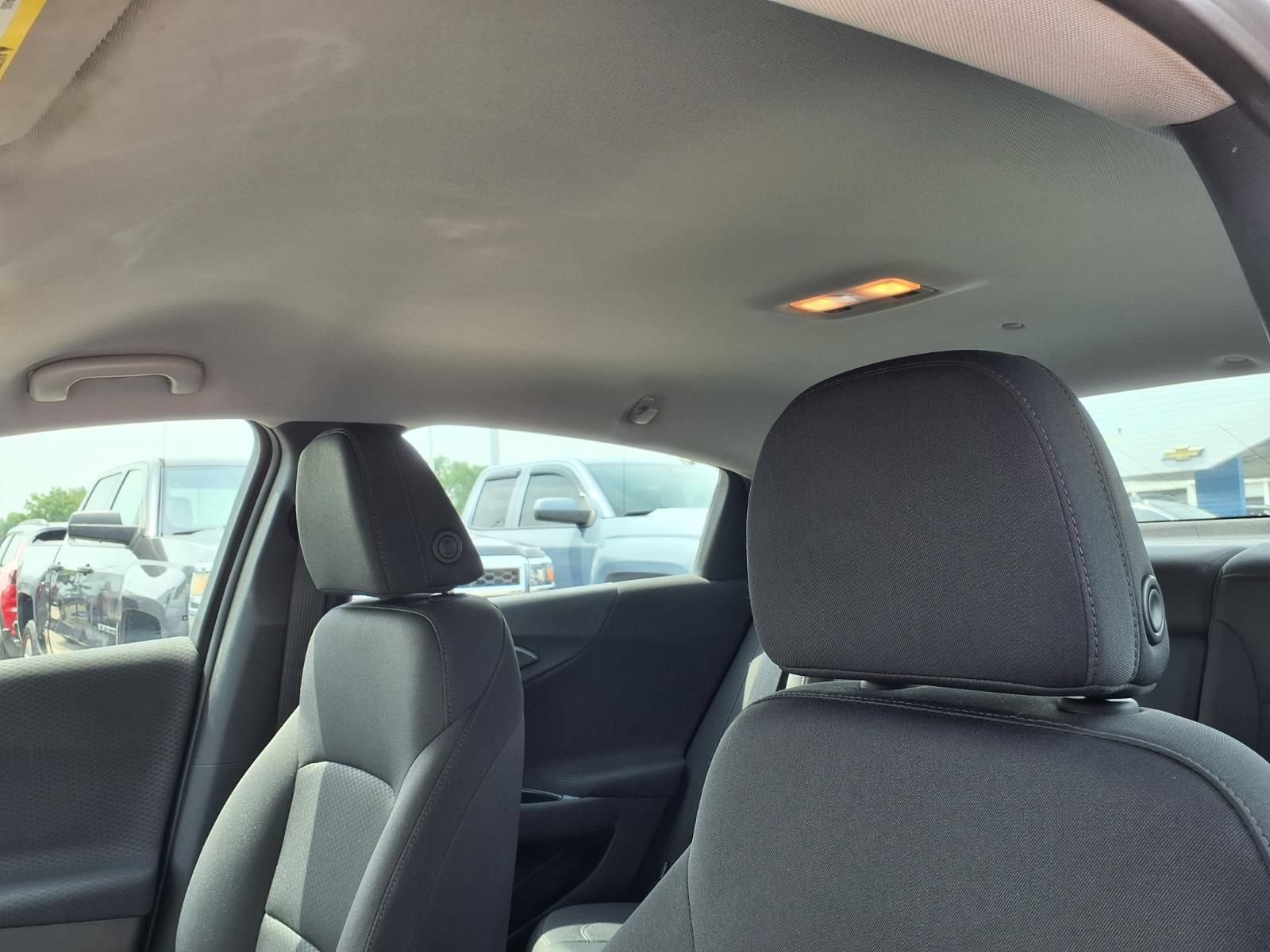 Used 2016 Chevrolet Malibu LT FWD image 17
