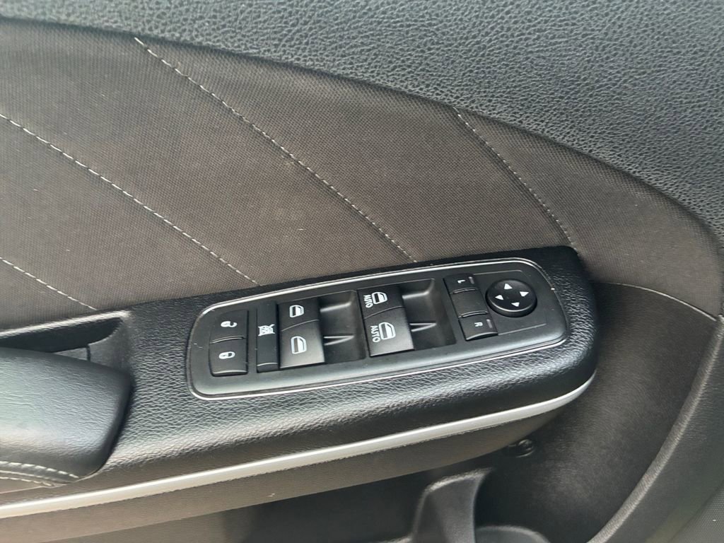 Used 2020 Dodge Charger Scat Pack image 27