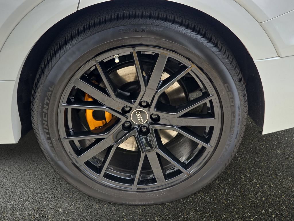 Used 2023 Audi e-tron Chronos w/ Chronos Package image 31