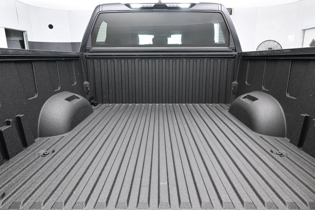 Used 2024 Toyota Tundra SR5 AWD/4WD image 34
