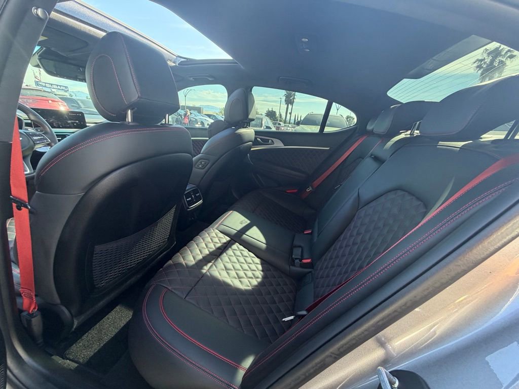 Used 2023 Genesis G70 3.3T w/ Sport Prestige Package image 8