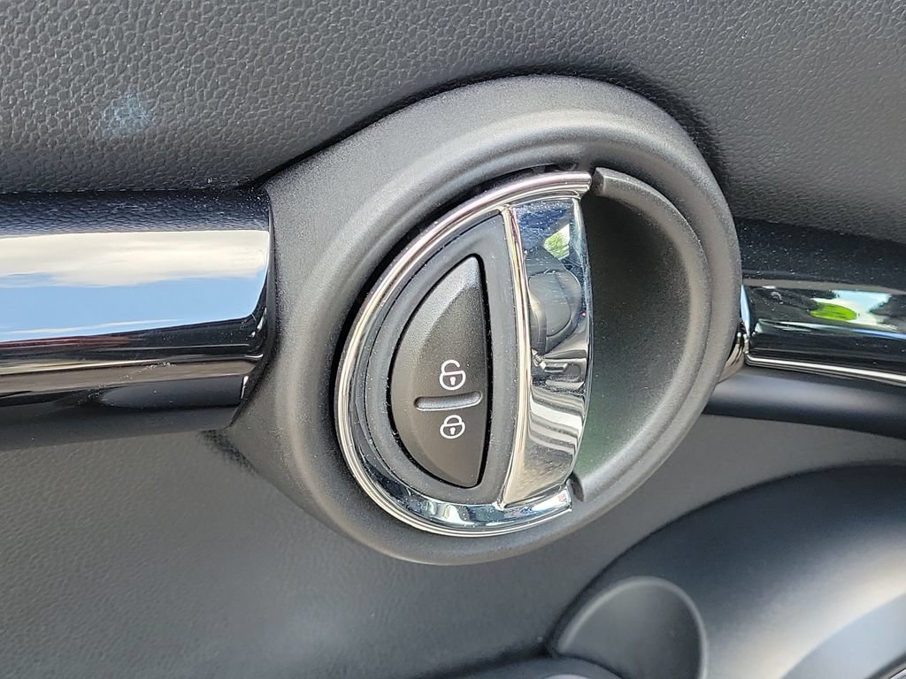 Used 2016 MINI Cooper S FWD image 14