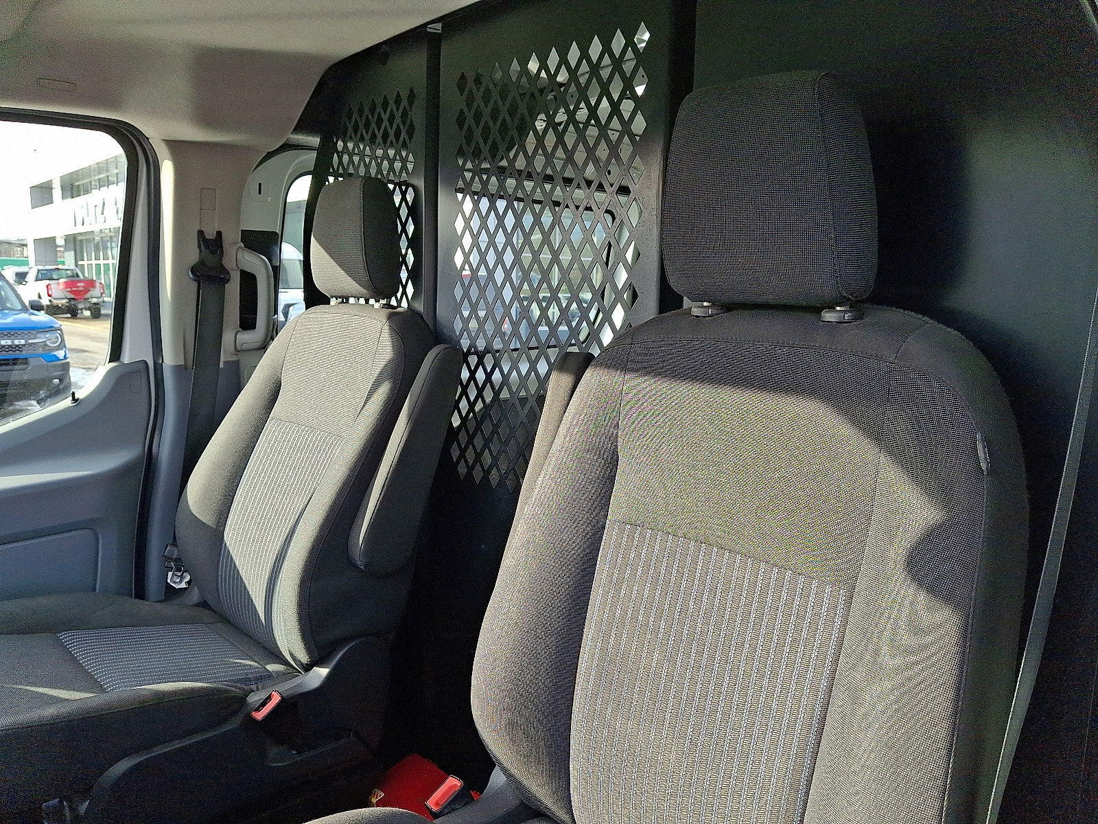 Certified 2019 Ford Transit 250 130 Low Roof w/ Exterior Upgrade Package image 12