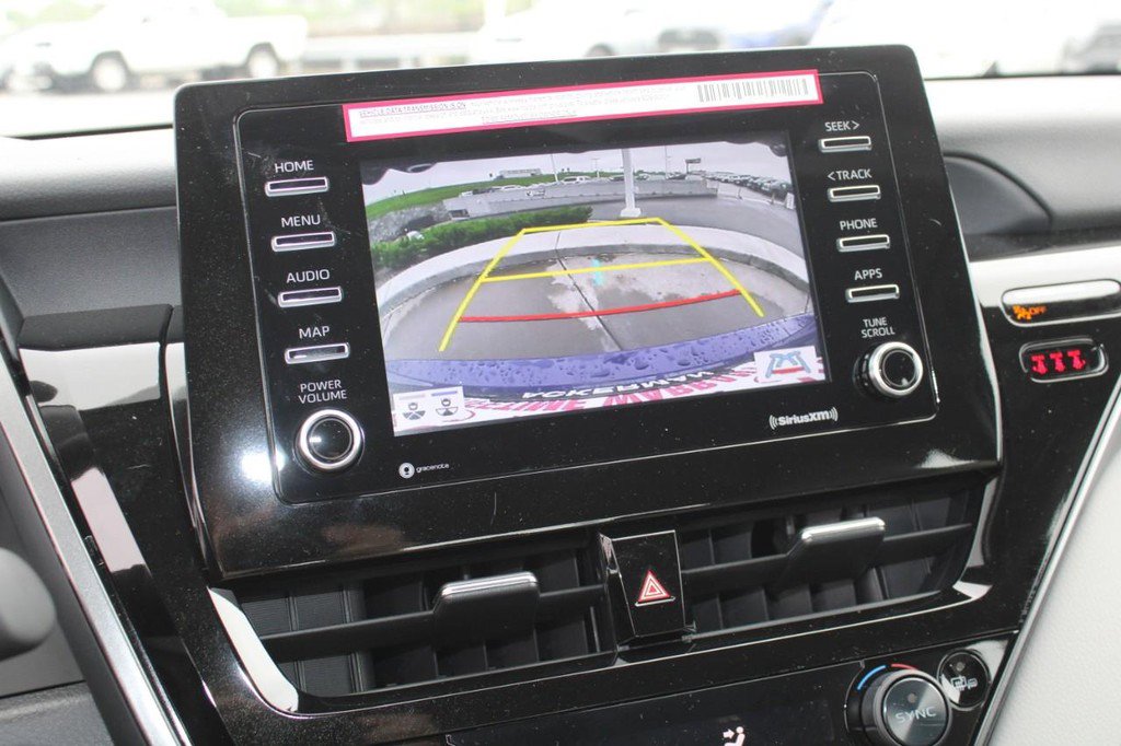 New 2024 Toyota Camry SE image 17