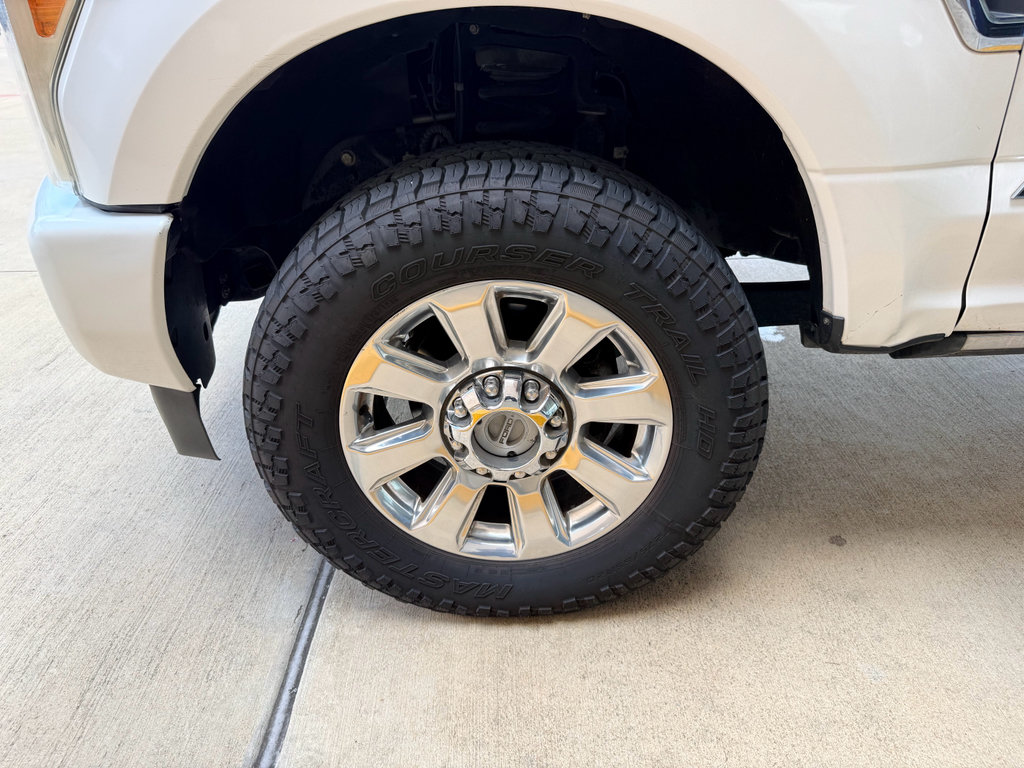 Used 2018 Ford F350 Platinum w/ Platinum Ultimate Package AWD/4WD image 30