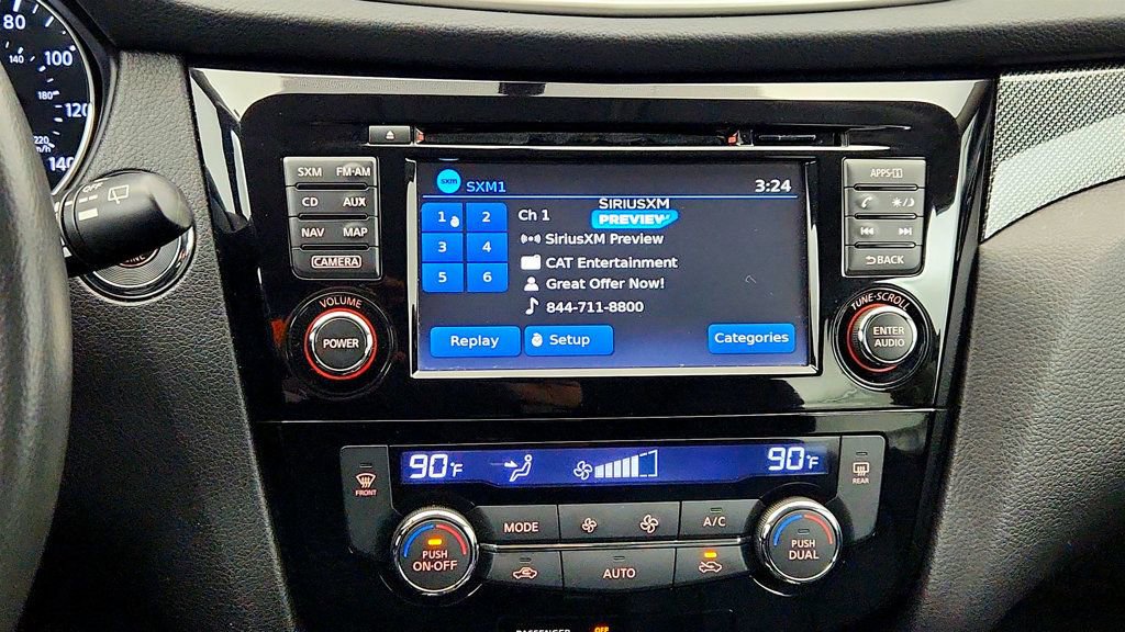 Used 2016 Nissan Rogue SL image 18